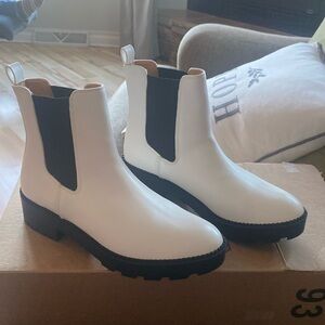 These are brand new never worn. They just weren’t my style.